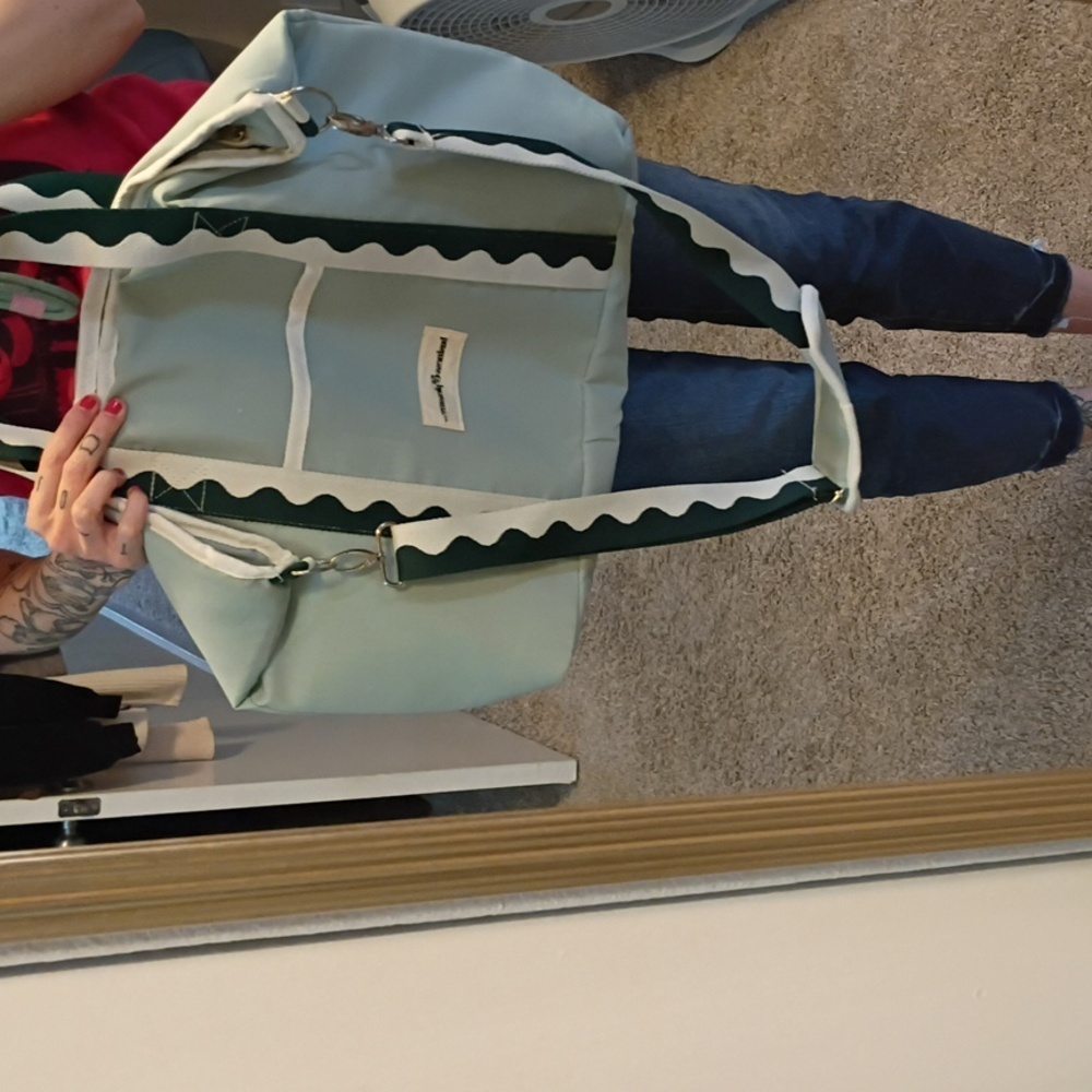 Business And Pleasure Insulated Pool Bag - Picture 8 of 8